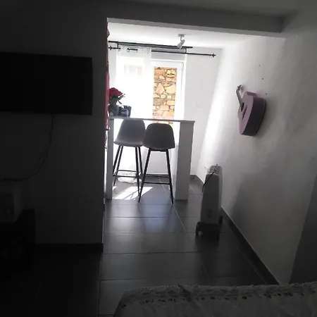 Le Camelia De La Mazarie Bed & Breakfast Saint-Vincent (Herault)